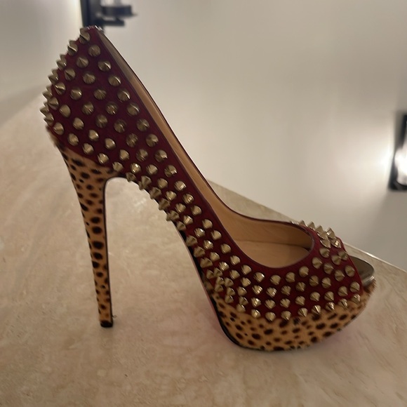 Christian Louboutin Platform Sandals Size 37. - Picture 3 of 15